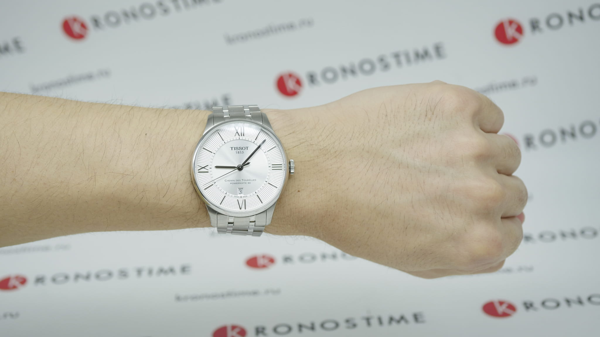 Tissot T0994071103800 мужские часы застежка крупным планом